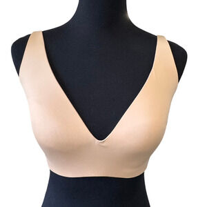 NEW GAP BODY Beige V-Neck Everyday Essentials Wirefree T-Shirt Bra Size 38D